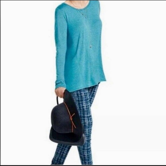 CAbi Tops - CAbi Swing Tee